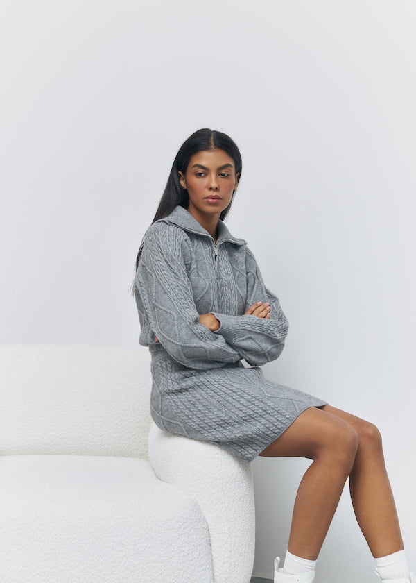 Комплект светр зі спідницею в сірому кольорі 